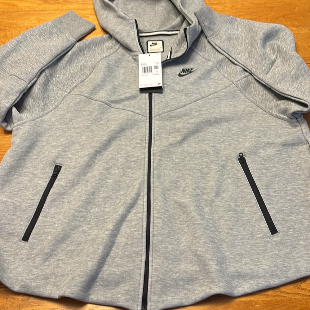 Nike Grey Women’s Hooded Zip Jacket with Black Trim NWT - Picture 8 of 8
